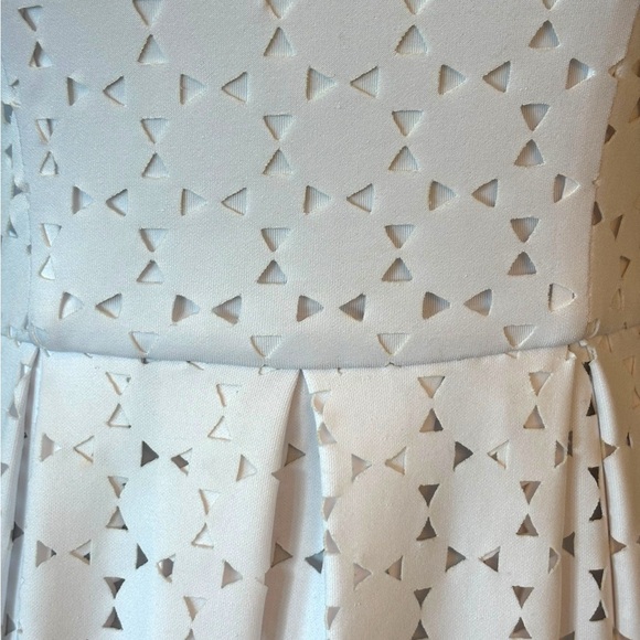 Trina Turk White Laser Cut Fit & Flare Dress Size 0 - Picture 8 of 15